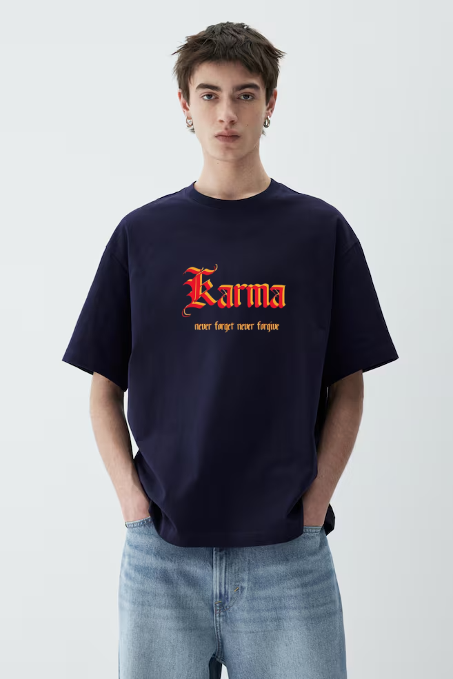 KARMA - OVERSIZED FIT T-SHIRT