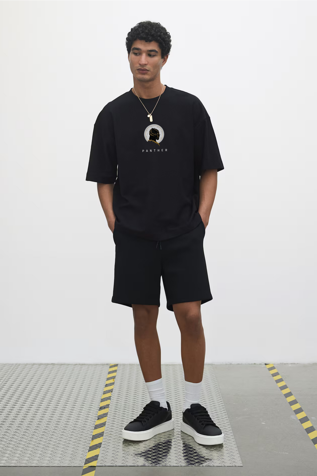 BLACK PANTHER - MERAI'S BLACK EDITION OVERSIZED FIT T-SHIRT