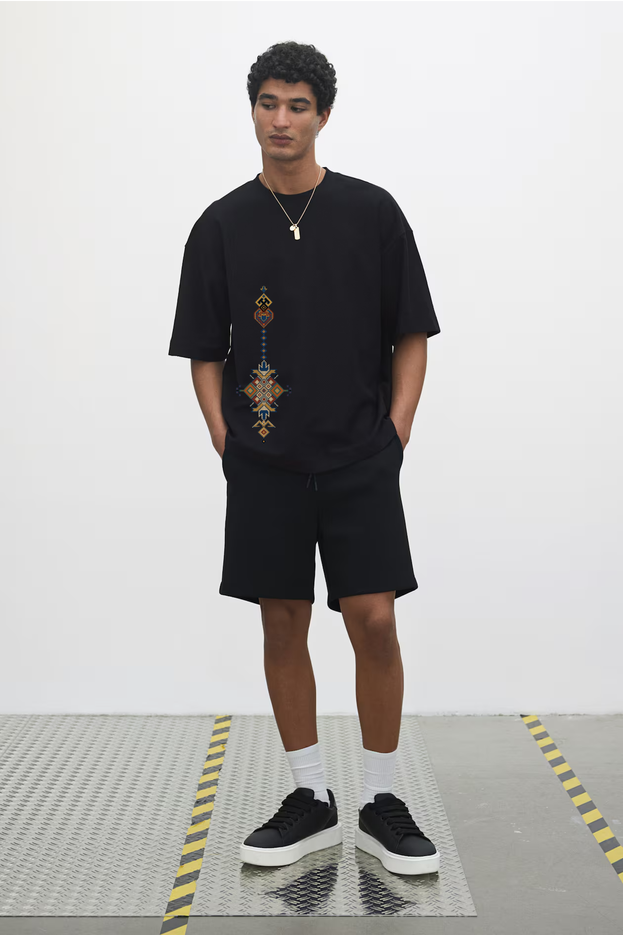 ARABIC - MERAI ORIGINALS OVERSIZED FIT T-SHIRT